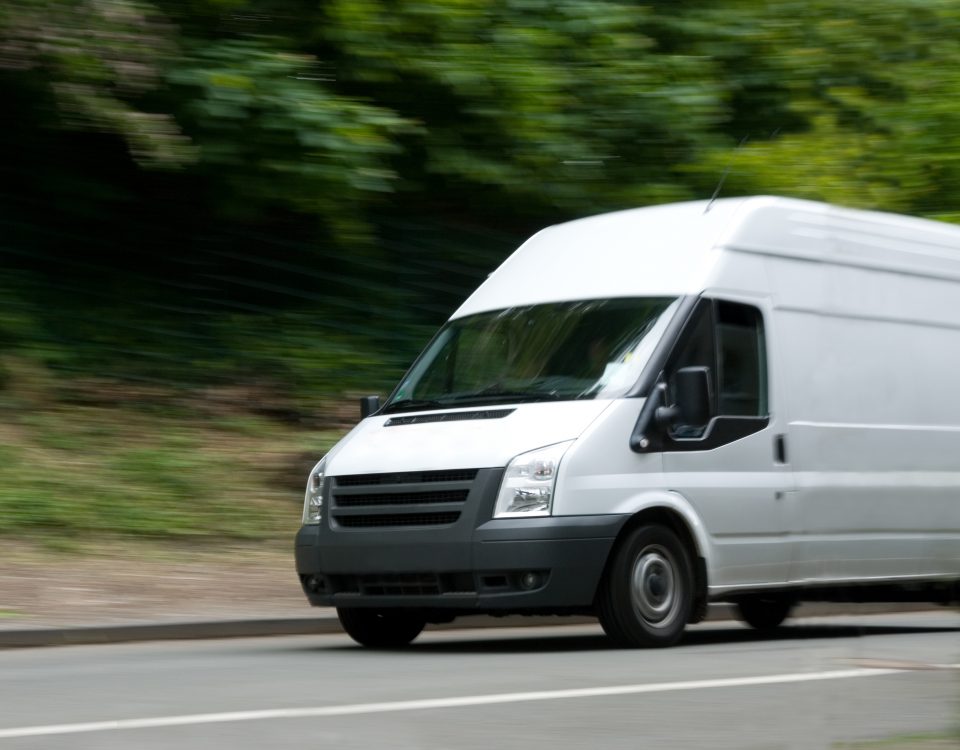 Courier Service in Hull